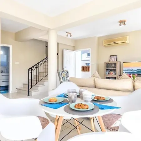Ayia Thekla Beach House * 圣纳帕
