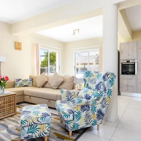 别墅 Ayia Thekla Beach House