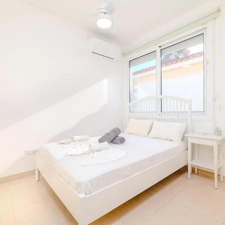 Villa Ayia Thekla House